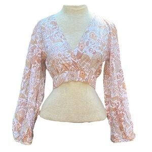 Charlie Holiday Crop Top w/ exaggerated blouson sleeves, tie back, tan/white